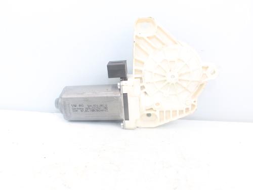 Used Right front window motor VW GOLF VII (5G1, BQ1, BE1, BE2) [2012-2021]  16905648