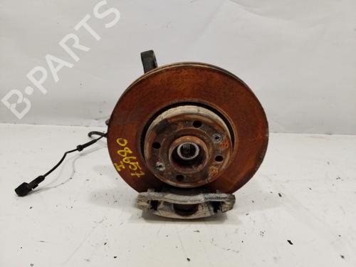 Used Left front steering knuckle RENAULT CAPTUR I (J5_, H5_) 0.9 TCe 90 (90 hp) 28523588