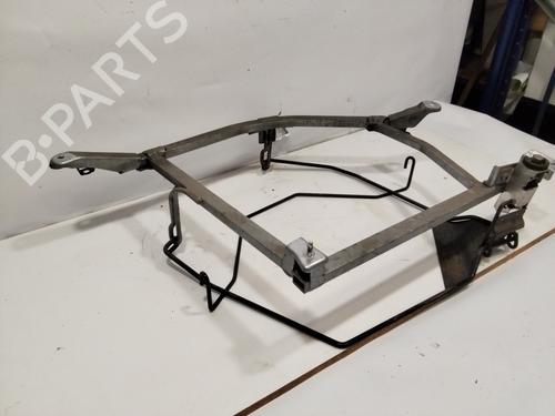 Support RENAULT MEGANE IV Hatchback (B9A/M/N_) 1.5 Blue dCi 95 (B9A2, B9A6) | BP29233955C155 