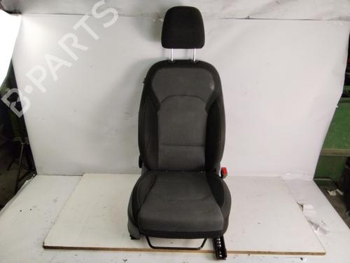 Used Right front seat HYUNDAI i30 (PDE, PD, PDEN) 1.6 CRDi (110 hp) 29937540
