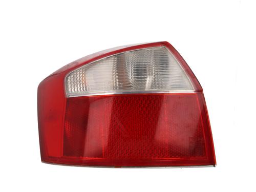 Højre baglygte kofanger AUDI A4 B6 (8E2) 1.9 TDI (130 hp) 30810300