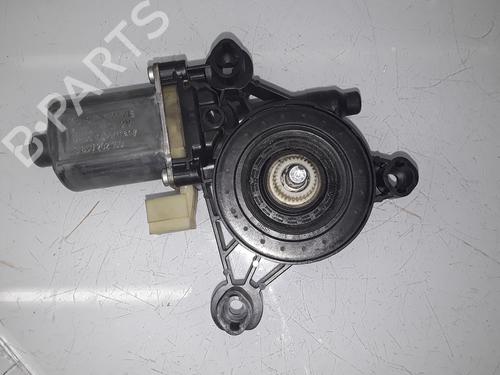 Used Right front window motor VW GOLF VII (5G1, BQ1, BE1, BE2) [2012-2021]  9415639