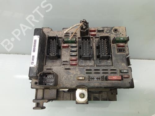 Used Fuse box CITROËN XSARA (N1) 2.0 HDi 90 (90 hp) 8814765
