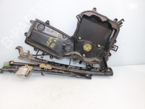 Used Front left window mechanism SEAT LEON (1P1) [2005-2013]  16451539