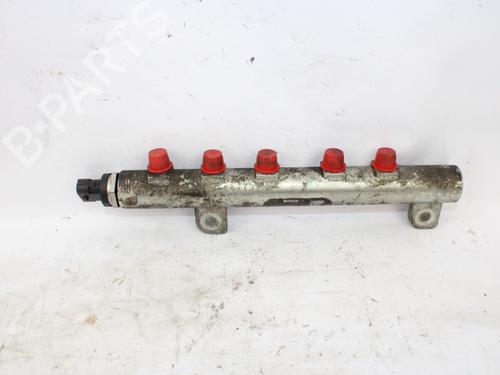 Used Injection rail FIAT GRANDE PUNTO (199_) [2005-2025]  26719727