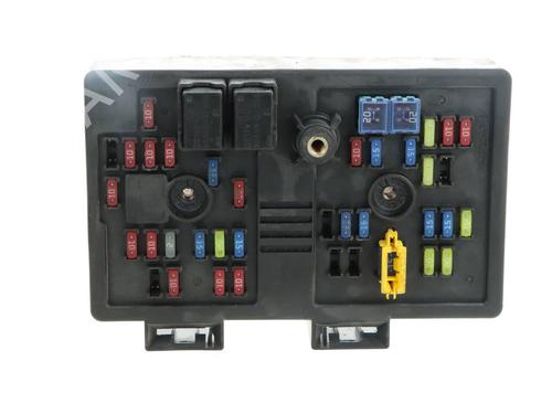Used Fuse box Fuse box CHEVROLET CAPTIVA (C100, C140) 2.0 D (150 hp) 40082460 40082460