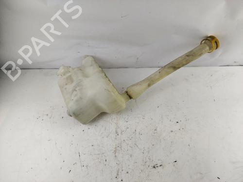 Used Windscreen washer tank RENAULT MASTER II Van (FD) 3.0 dCi 140 (HD0S, FD0S, HD1S) (136 hp) 21073702