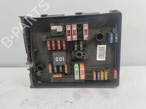 Used Fuse box AUDI A3 Sportback (8PA) [2004-2015]  27560216