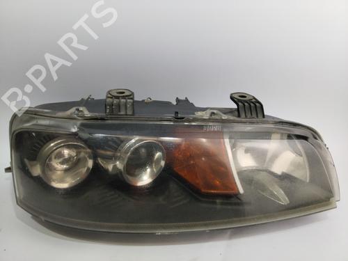 Used Right headlight FIAT PUNTO Hatchback Van (188_) 1.2 60 (60 hp) 25460924