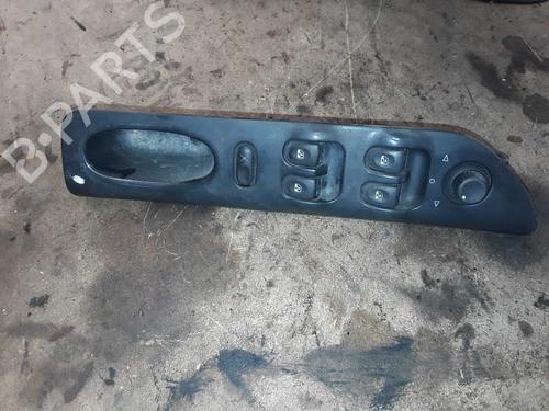 Used Left front window switch RENAULT LAGUNA I (B56_, 556_) [1993-2002]  8560859