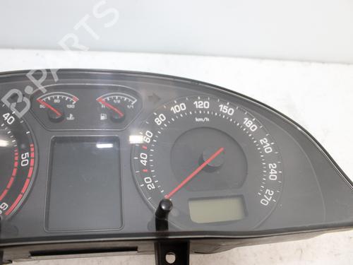 Instrument cluster SKODA SUPERB I (3U4)  | BP17484668C47 