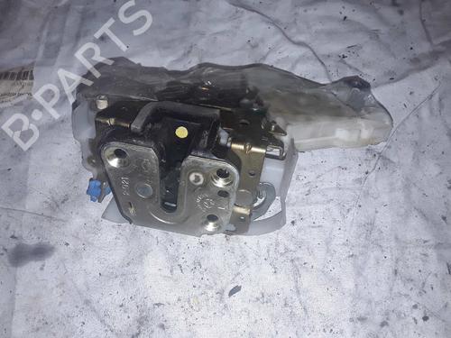 Used Front left lock NISSAN X-TRAIL I (T30) [2001-2013]  8559810