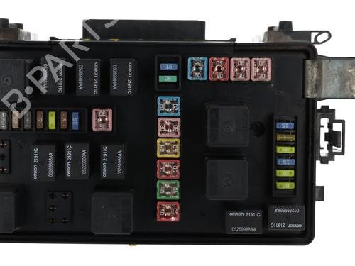 Used Fuse box CHRYSLER 300C (LX, LE) 3.0 CRD (218 hp) 30290868