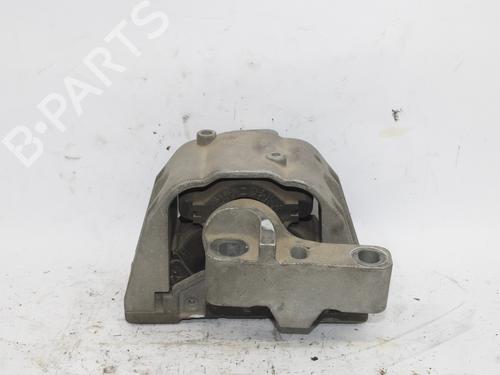 Used Engine mount VW GOLF IV (1J1) 1.9 TDI (110 hp) 13618970