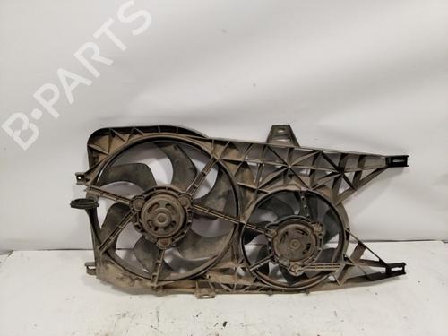 Used Radiator fan RENAULT TRAFIC II Platform/Chassis (EL) [2001-2025]  28817455