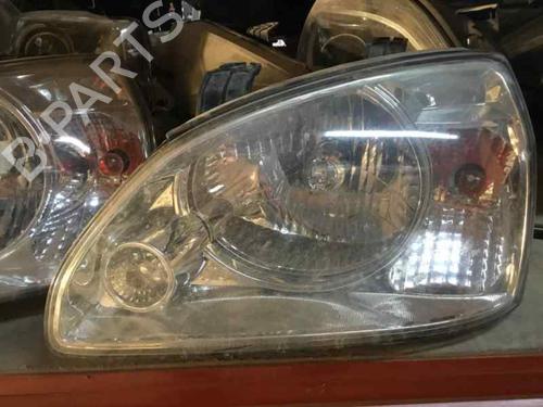 Used Left headlight KIA CARENS II MPV (FJ) [2002-2013]  10251046
