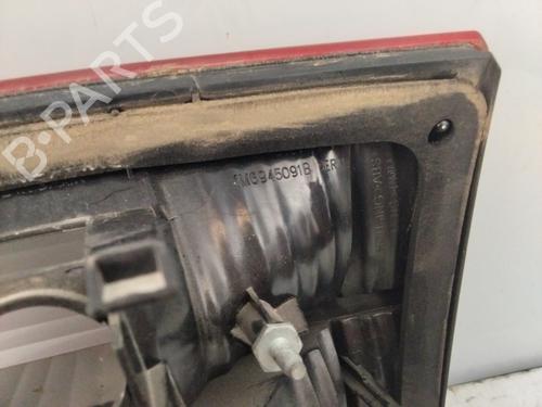 Venstre baklys, luke SEAT LEON (1M1)  | BP19042367C79 