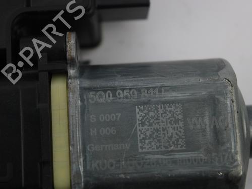 Left rear window motor SEAT LEON (5F1)  | BP13394051E23 