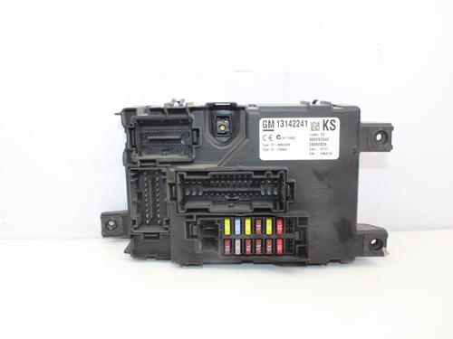 Sikringsdåse OPEL CORSA D (S07) [2006-2015]  13393133