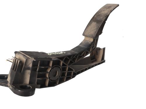 Used Pedal Pedal 37490864 37490864