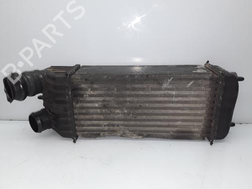 Używane Intercooler / Chłodnica powietrza doładowującego CITROËN C3 I (FC_, FN_) 1.6 16V HDi (90 hp) 9438143