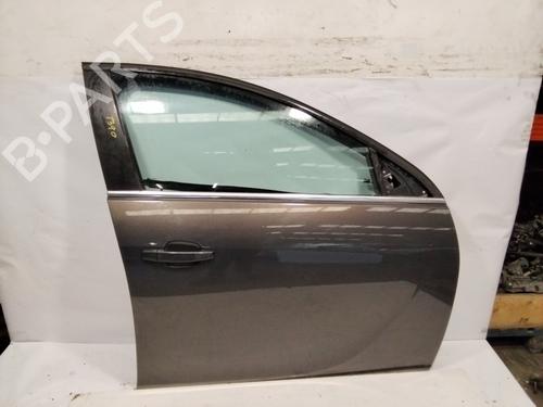 Used Right front door OPEL INSIGNIA A Saloon (G09) 1.6 CDTi (69) (136 hp) 23240359