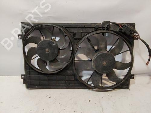 Used Radiator fan AUDI A3 Sportback (8PA) 1.4 TFSI (125 hp) 29561451