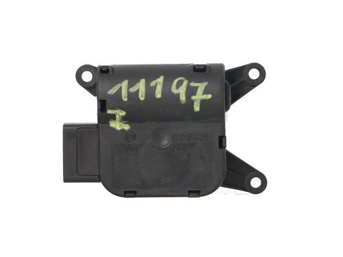 Moteur de trappe à carburant SEAT CORDOBA (6L2) 1.9 TDI (100 hp) 32986564