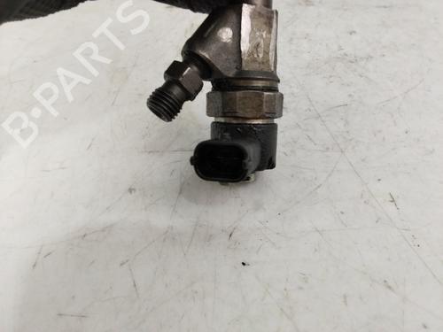 Injektor für RENAULT LAGUNA II (BG0/1_) [2001-2007]  21589324