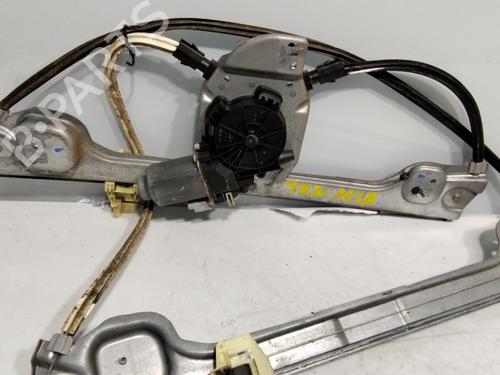 Rudehejsemekanisme Højre foran PEUGEOT 1007 (KM_) 1.4 (75 hp) 32144118