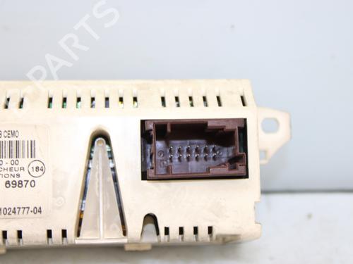 Used Display monitor CITROËN C4 I (LC_) [2004-2014]  28673555