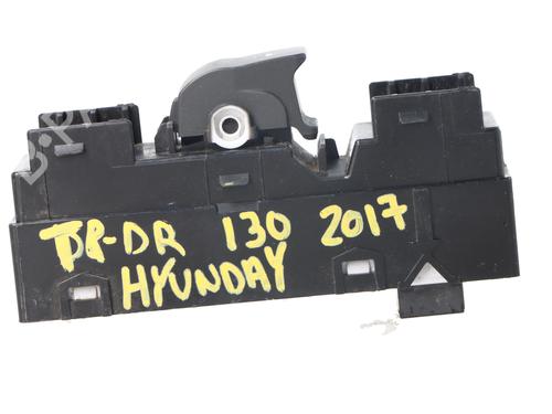 Right rear window switch HYUNDAI i30 (GD) | BP32528145I28