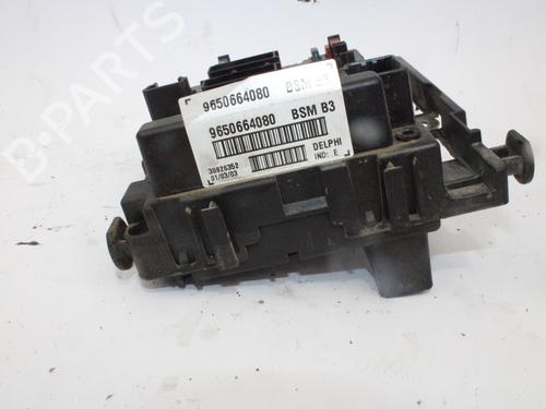 Fuse box PEUGEOT 307 (3A/C) 2.0 HDi 110 | BP13898959E1 