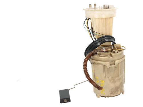 Used Fuel pump AUDI A4 B7 (8EC) 2.0 TDI (170 hp) 31124552
