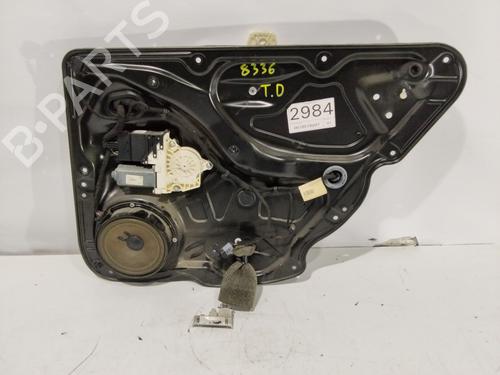 Alzavetro posteriore destra VW PASSAT B6 (3C2) [2005-2011]  30844344