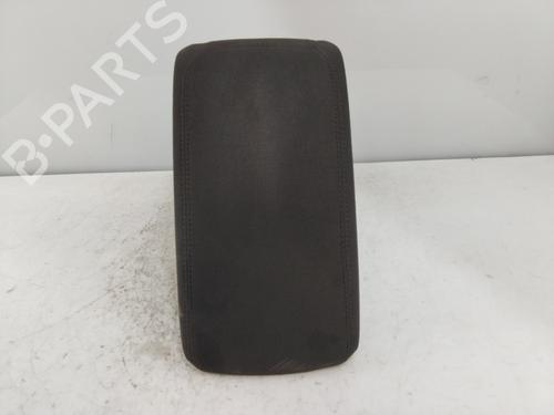 Used Armrest / Center console AUDI A3 Sportback (8VA, 8VF) 1.6 TDI (110 hp) 19027942