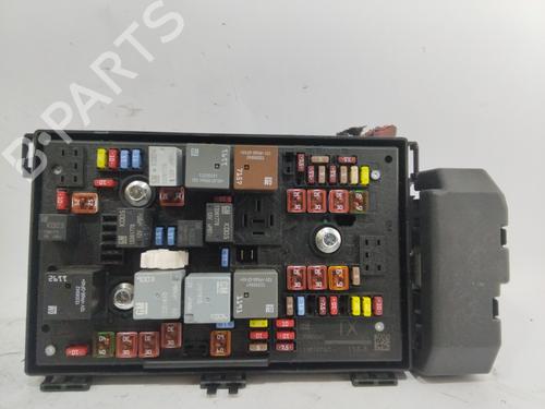 Used Fuse box OPEL ASTRA J (P10) [2009-2016]  25714778