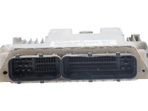 Used Engine control unit (ECU) TOYOTA YARIS (_P9_) [2005-2014]  30926877