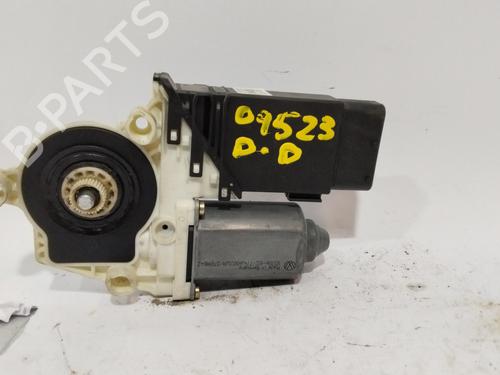 Rudehejsemotor forskærm højre SEAT LEON (1M1) [1999-2006]  27818463