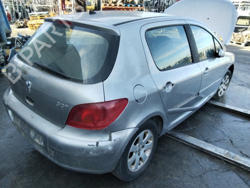 Fuse box PEUGEOT 307 (3A/C) | BP22943288E1