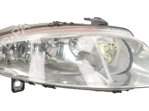 Used Right headlight ALFA ROMEO GT (937_) 1.9 JTD (937CXN1B) (150 hp) 31626421