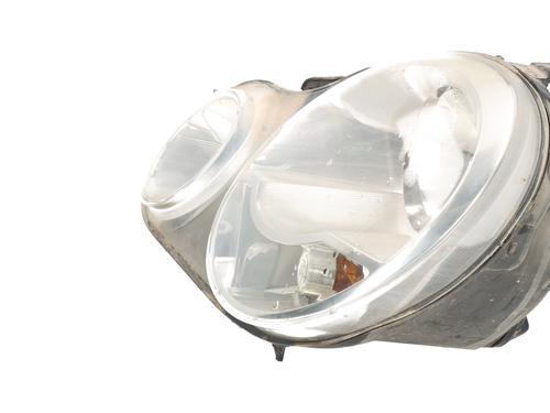 Left headlight VW POLO IV (9N_, 9A_) 1.4 16V | BP31250325C28