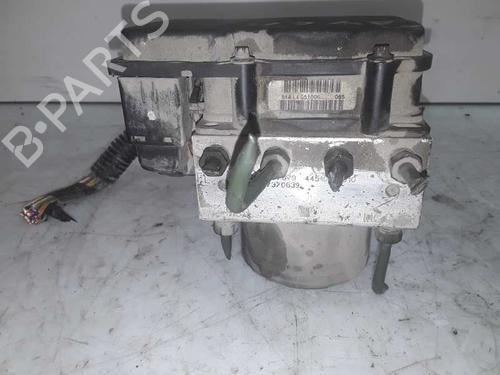 Módulo de ABS TOYOTA RAV 4 II (_A2_) [2000-2005]  9529071