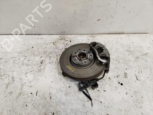 Used Left front steering knuckle PEUGEOT 3008 II SUV (MC_, MR_, MJ_, M4_) 1.6 BlueHDi 120 (120 hp) 18080382