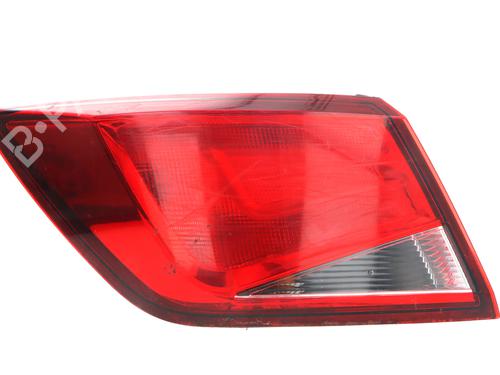 left-taillight-seat-leon-st-5f8-2012-2013-2014-2015-2016-2017-2018-2019-2020-32999707 main image