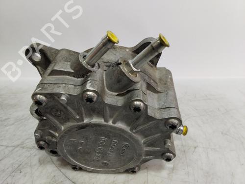 Vacuum pump AUDI A4 B7 (8EC) 2.0 TDI 16V | BP24466095M80