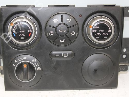 Climate control SUZUKI GRAND VITARA II (JT, TE, TD) 1.9 DDiS All-wheel Drive (JT419, TD44, JB419WD, JB419XD,... | BP18321325I5 