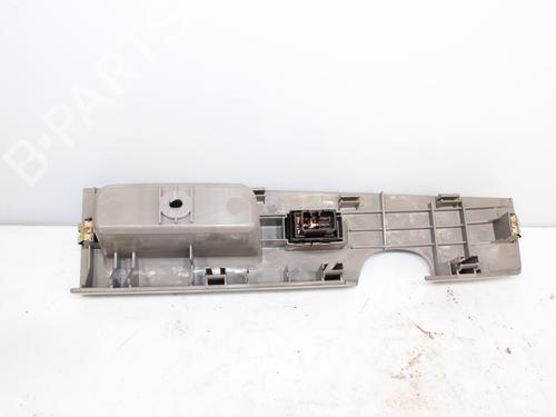 Right front window switch KIA SORENTO I (JC) 2.5 CRDi 4WD | BP17445996I26 