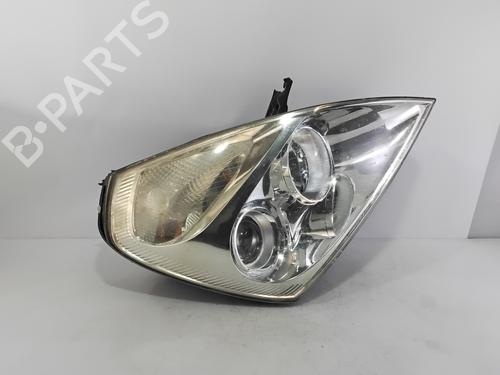 Used Right headlight KIA CARNIVAL I (UP, FL) [1998-2001]  29817706