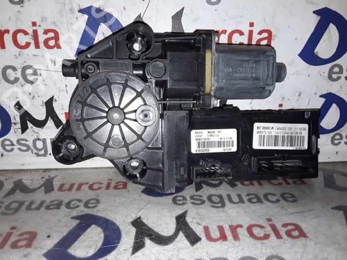 Rudehejsemotor forskærm højre RENAULT MEGANE III Hatchback (BZ0/1_, B3_) [2008-2025]  8558507